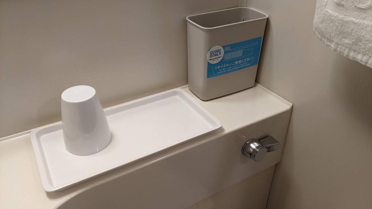 Toyoko Inn Osaka Tenjinbashi-Suji Rokuchome Bagian luar foto
