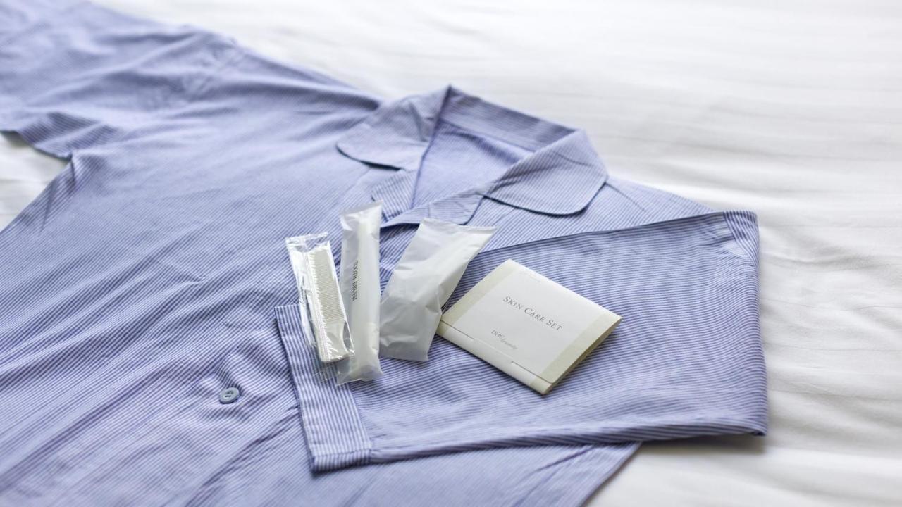 Toyoko Inn Osaka Tenjinbashi-Suji Rokuchome Bagian luar foto